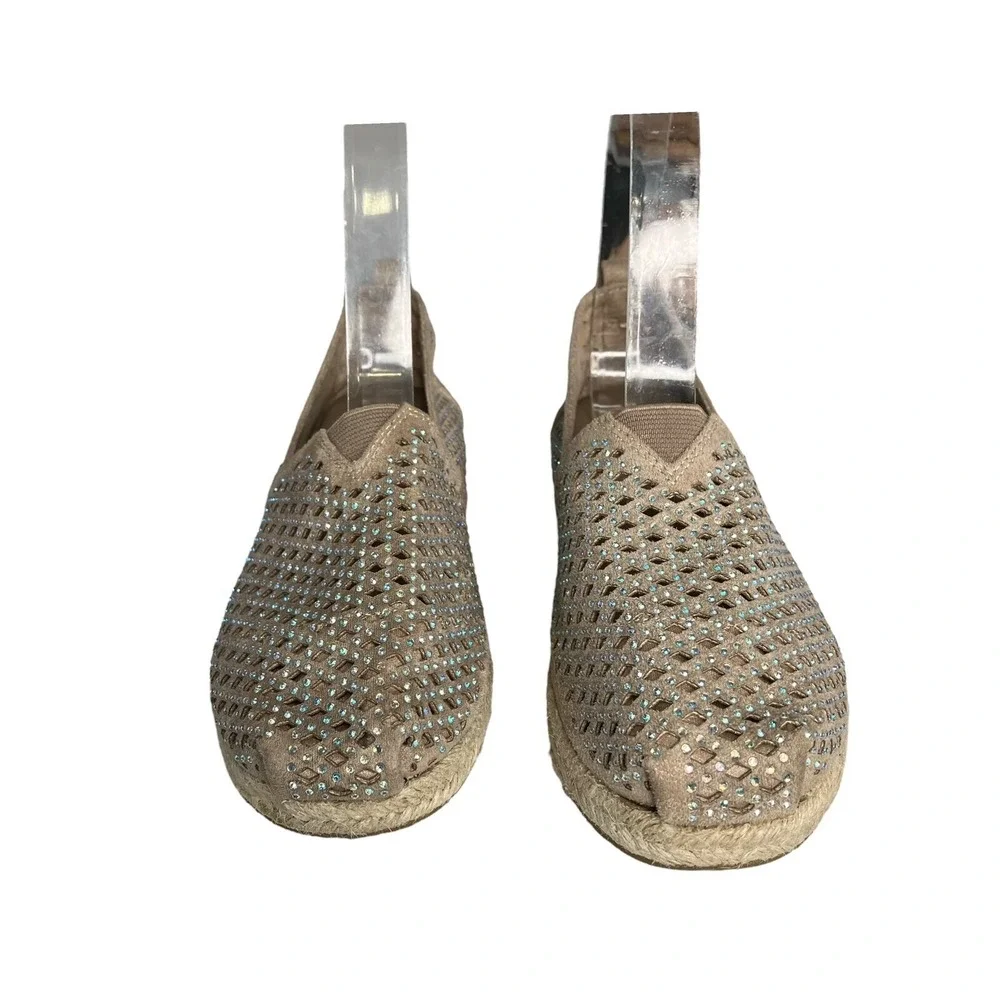 BOBS from Skechers step into